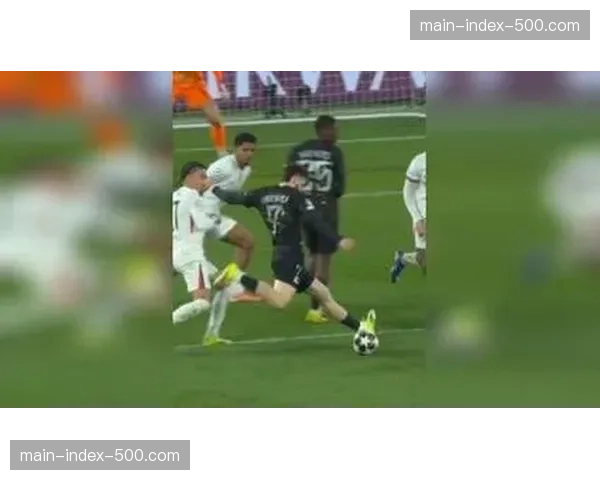 从低迷到爆发：回顾克瓦拉茨赫利亚三月两场比赛的边路表现转变